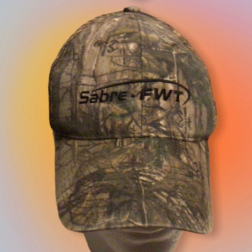 Saber Cap